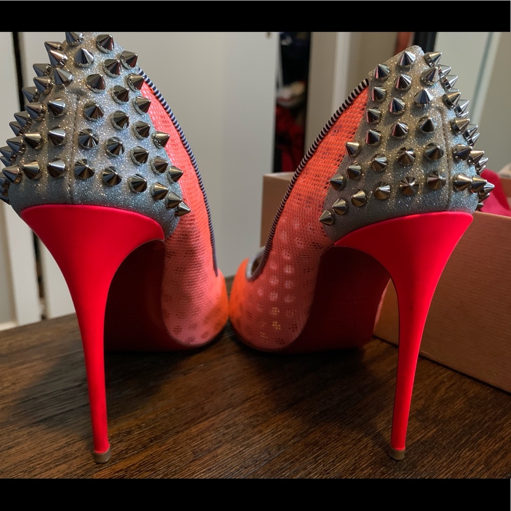 Christian Louboutin sporty pump